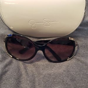 Jessica Simpson Accessories - Jessica Simpson sunglasses Jessica Simpson Accessories - Jessica Simpson sunglasses